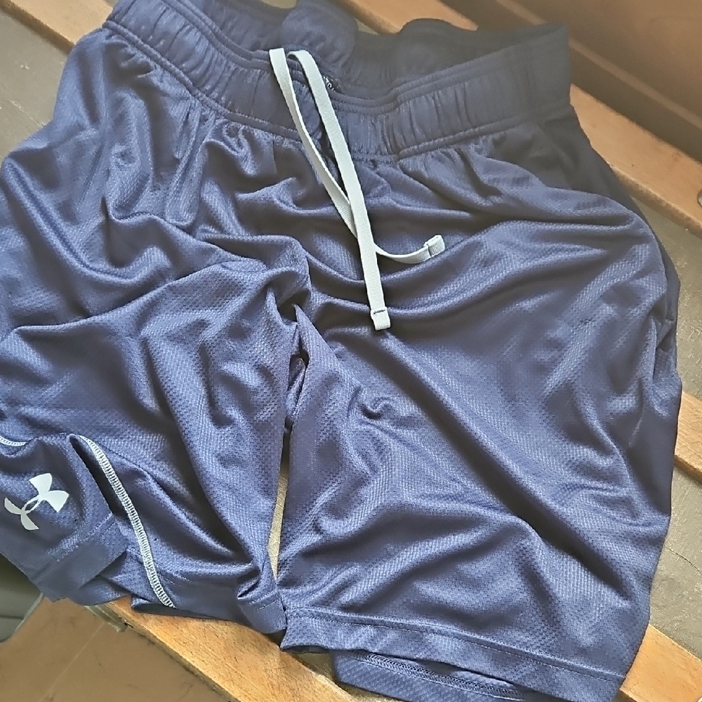 Men's Under Armour XL Shorts "Loose"